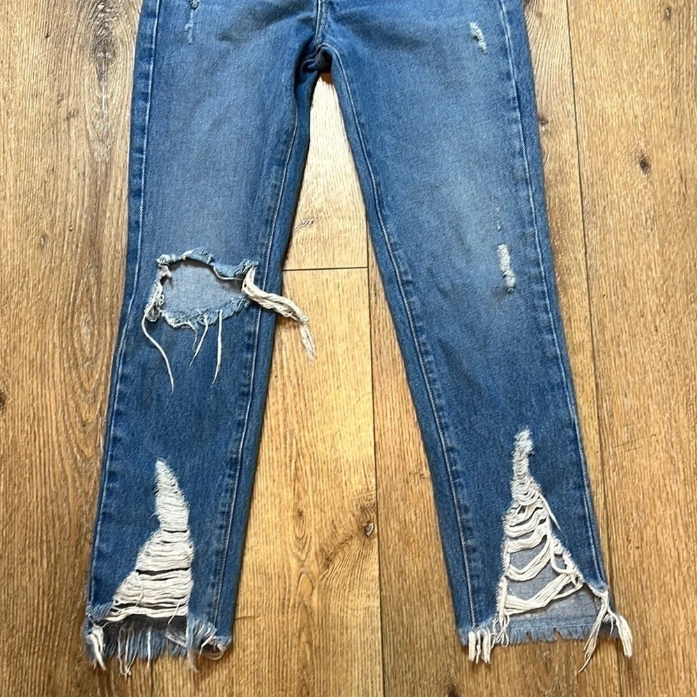 Carmar Emelia Distressed Straight Leg Jeans Size 23